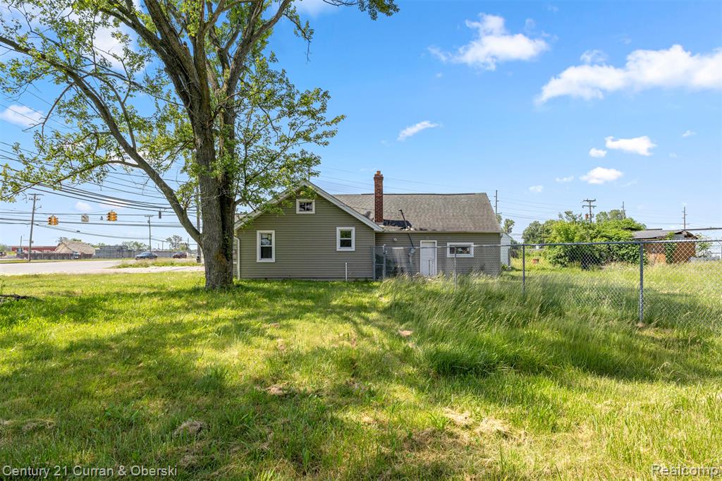 13011 TELEGRAPH Road, Flat Rock, MI 48134 — Photo 23