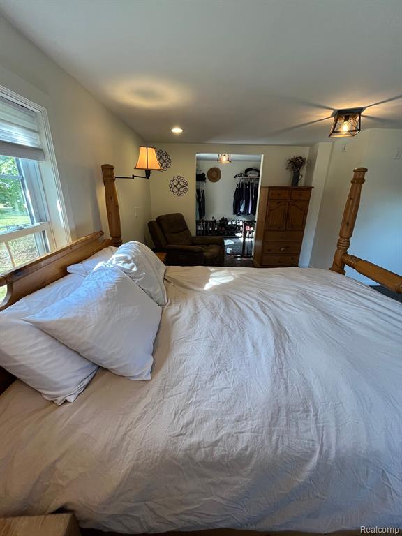425 SCHOOLHOUSE Street, Ortonville, MI 48462 — Photo 29