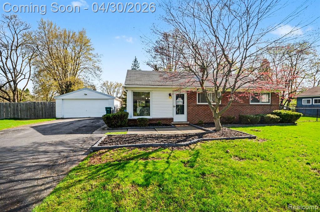 4884 Sundale Drive, Clarkston, MI — Photo 3
