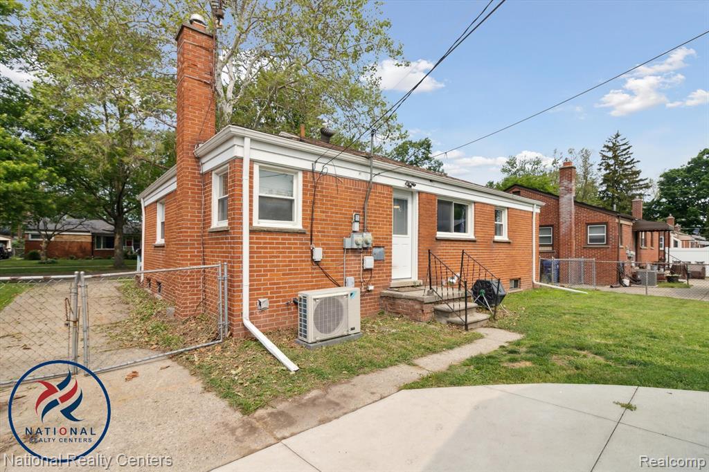 9036 Nathaline, Redford, MI 48239 — Photo 32