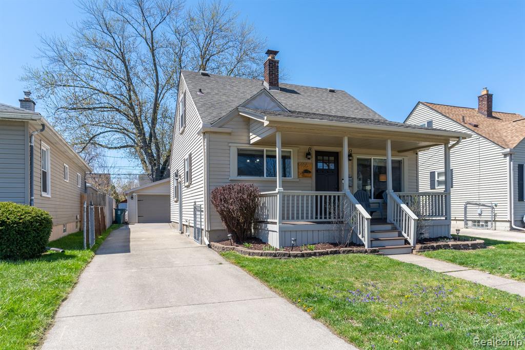 405 N MINERVA Avenue, Royal Oak, MI 48067 — Photo 36