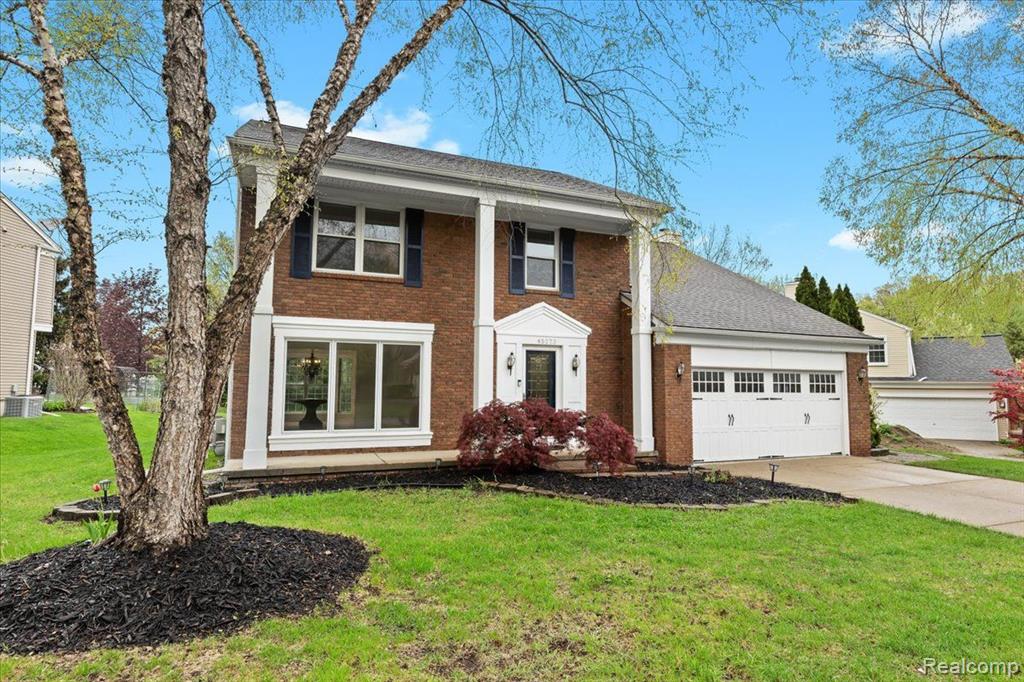 45273 Yorkshire Drive, Novi, MI — Photo 3