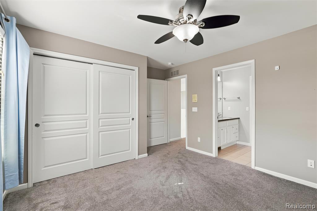 49894 Bloomsbury Lane, Macomb, MI 48044 — Photo 44