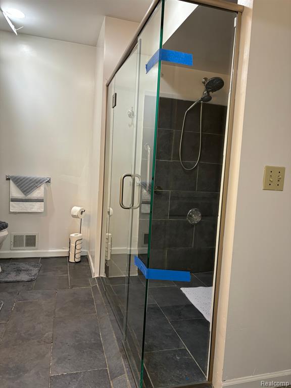 5509 HICKORY Circle, Flushing, MI 48433 — Photo 14