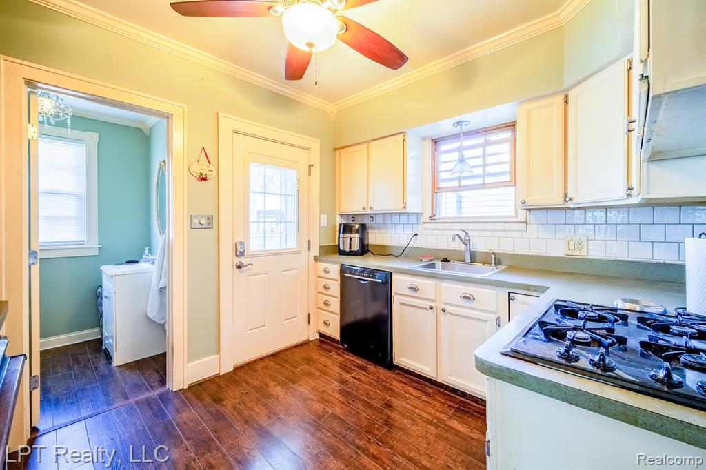 522 Kings Highway, Wyandotte, MI 48192 — Photo 9
