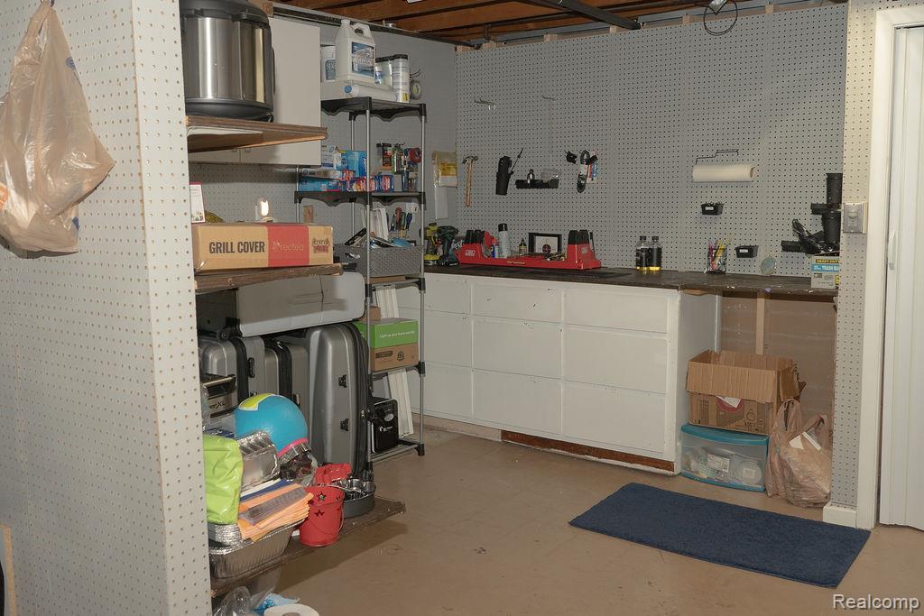 6715 Lierman Road, Imlay City, MI 48444 — Photo 46