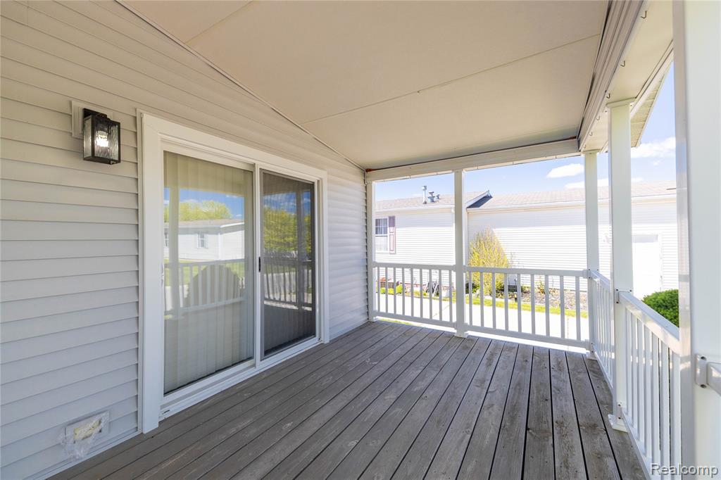 11160 Chestnut Run Court, South Lyon, MI 48178 — Photo 3