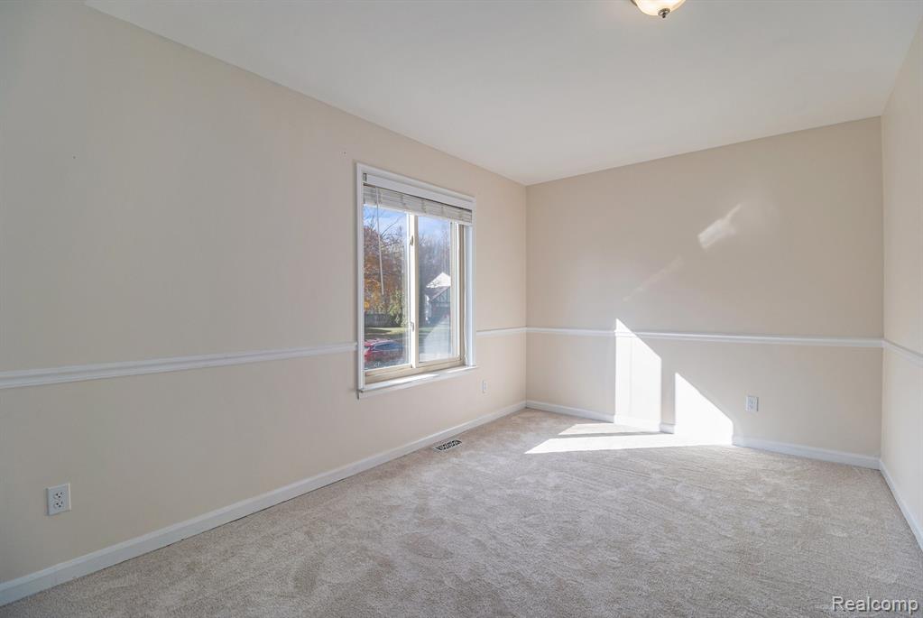 52372 D W Seaton Drive, Chesterfield, MI 48047 — Photo 18