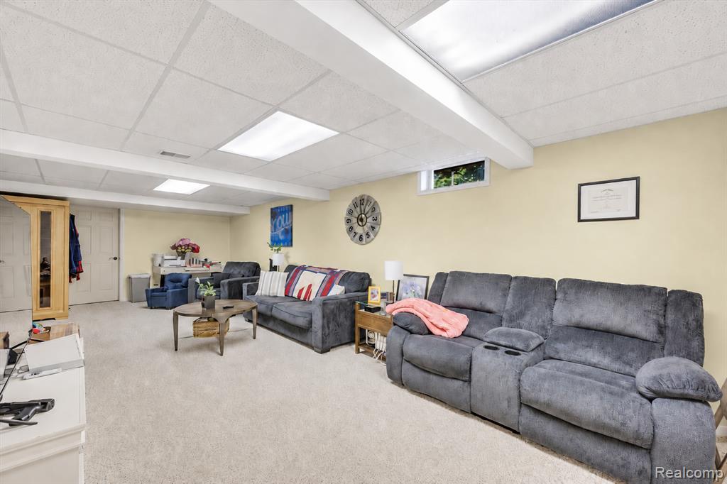 6052 Belmont Court, Grand Blanc, MI 48439 — Photo 30
