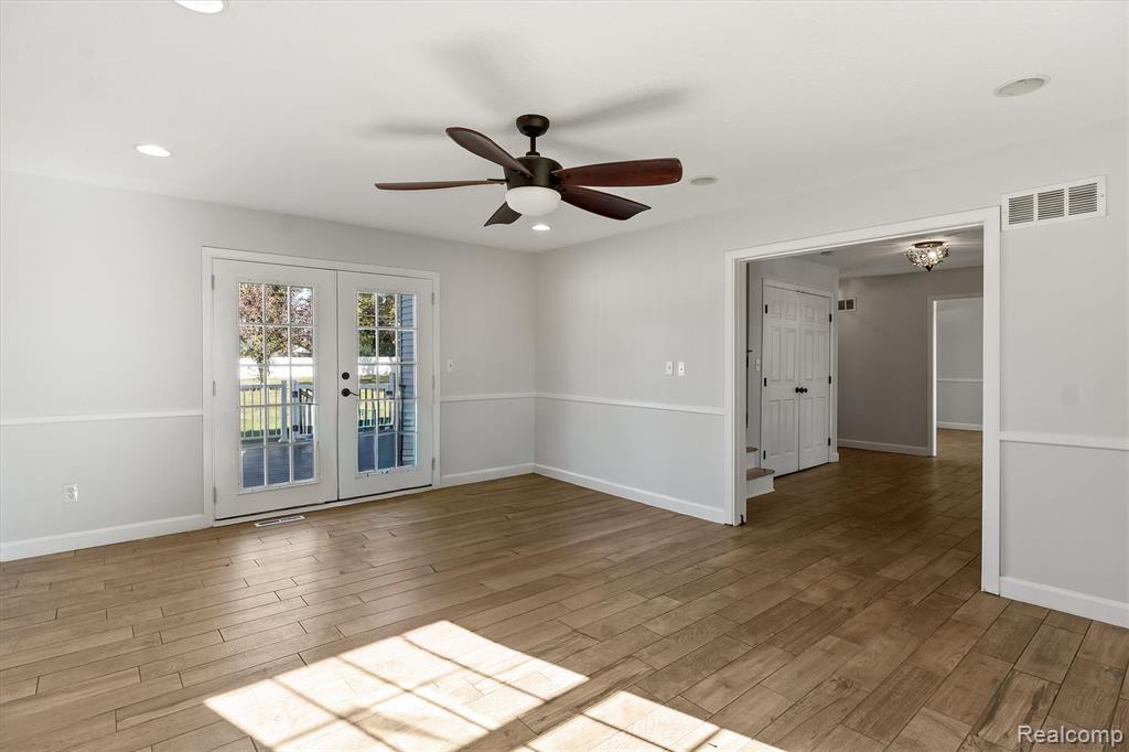 45100 W 10 Mile Road, Novi, MI — Photo 4