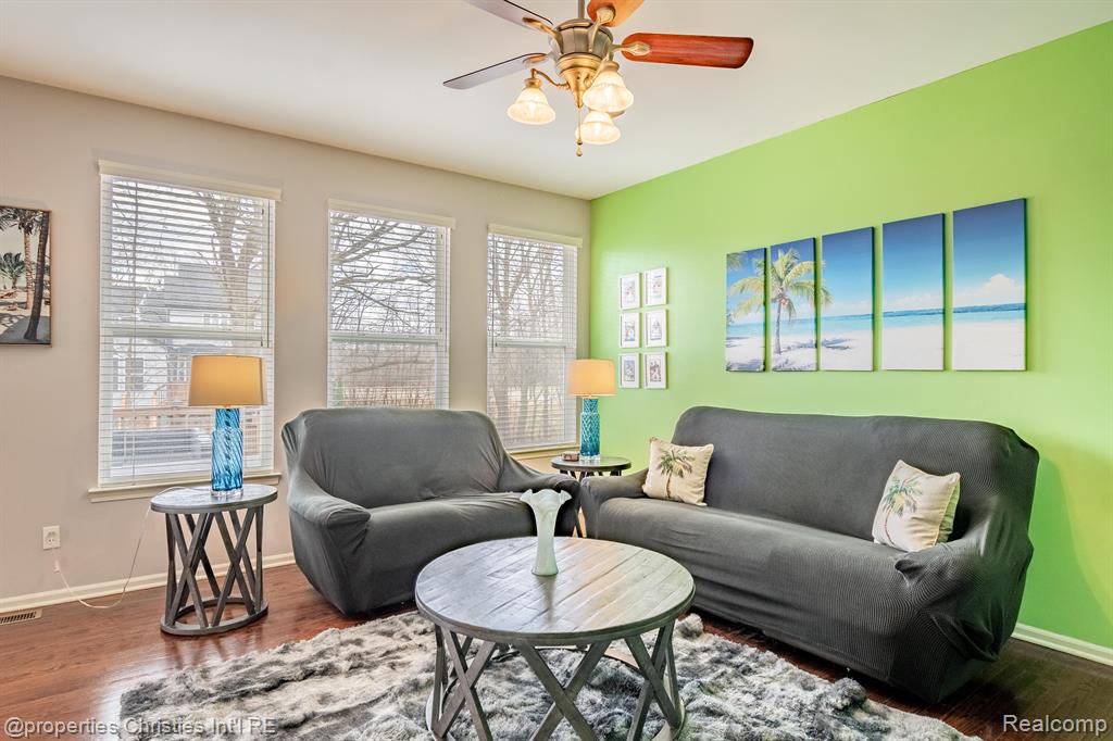 5946 OAK BEND Court, Howell, MI 48843 — Photo 20
