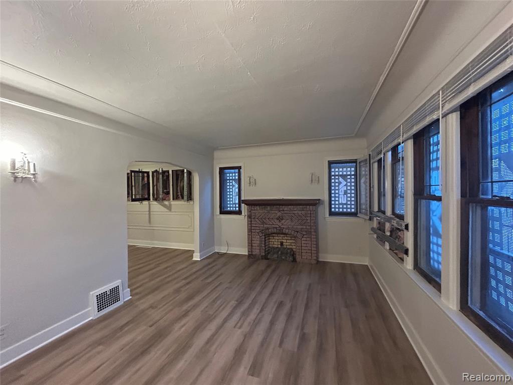 4401 Buckingham Avenue, Detroit, MI 48224 — Photo 5