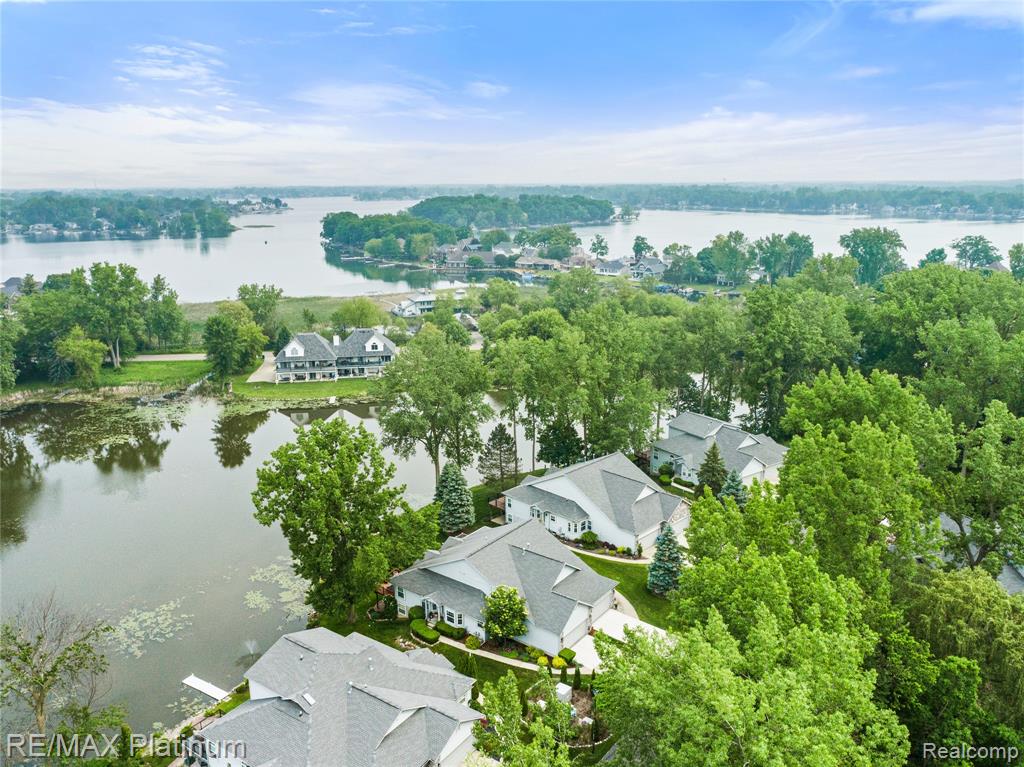 2336 Swans Cove, 7, Fenton, MI 48430 — Photo 5
