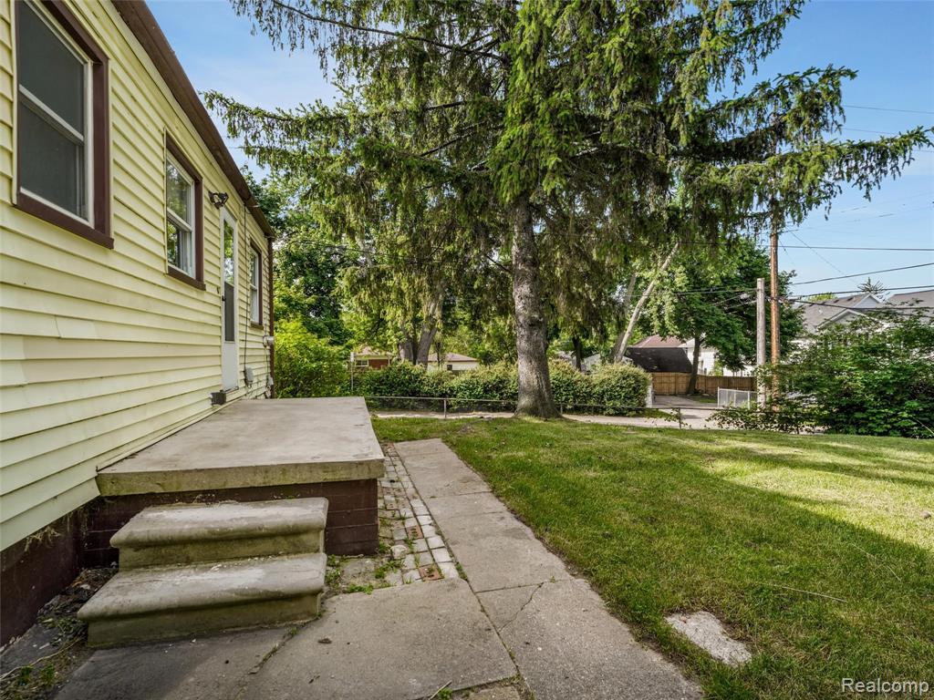 96 Oneida Street, Pontiac, MI 48341 — Photo 20