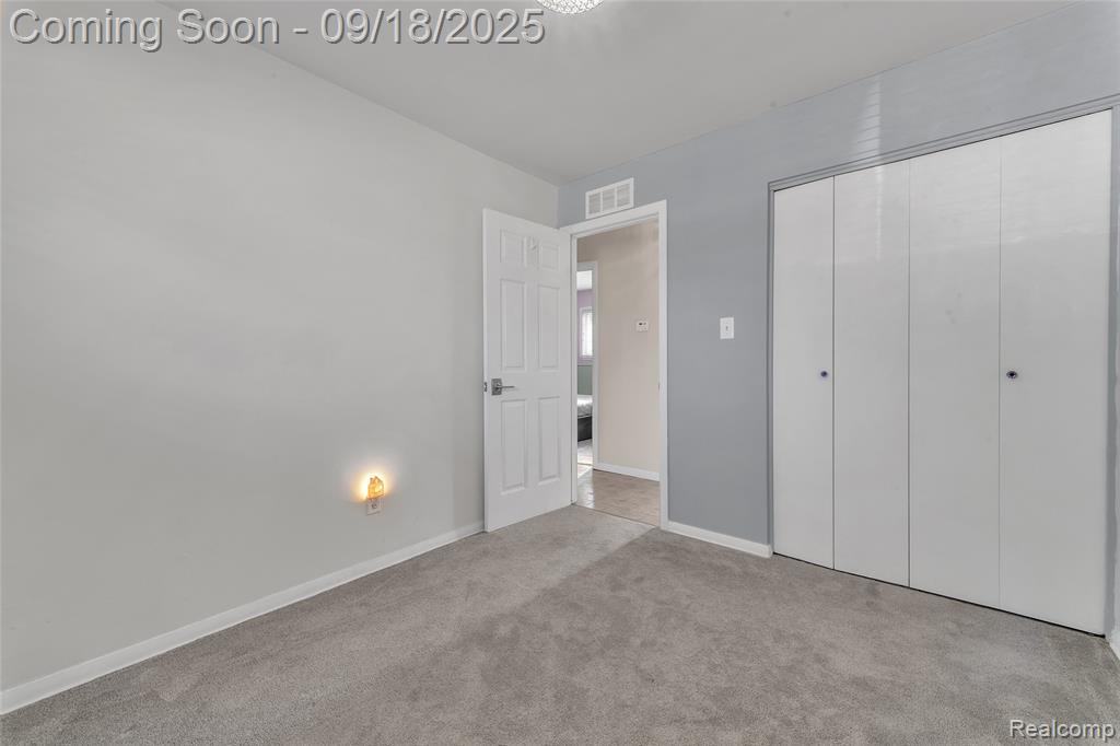 43629 Vivian Drive, Sterling Heights, MI 48313 — Photo 22