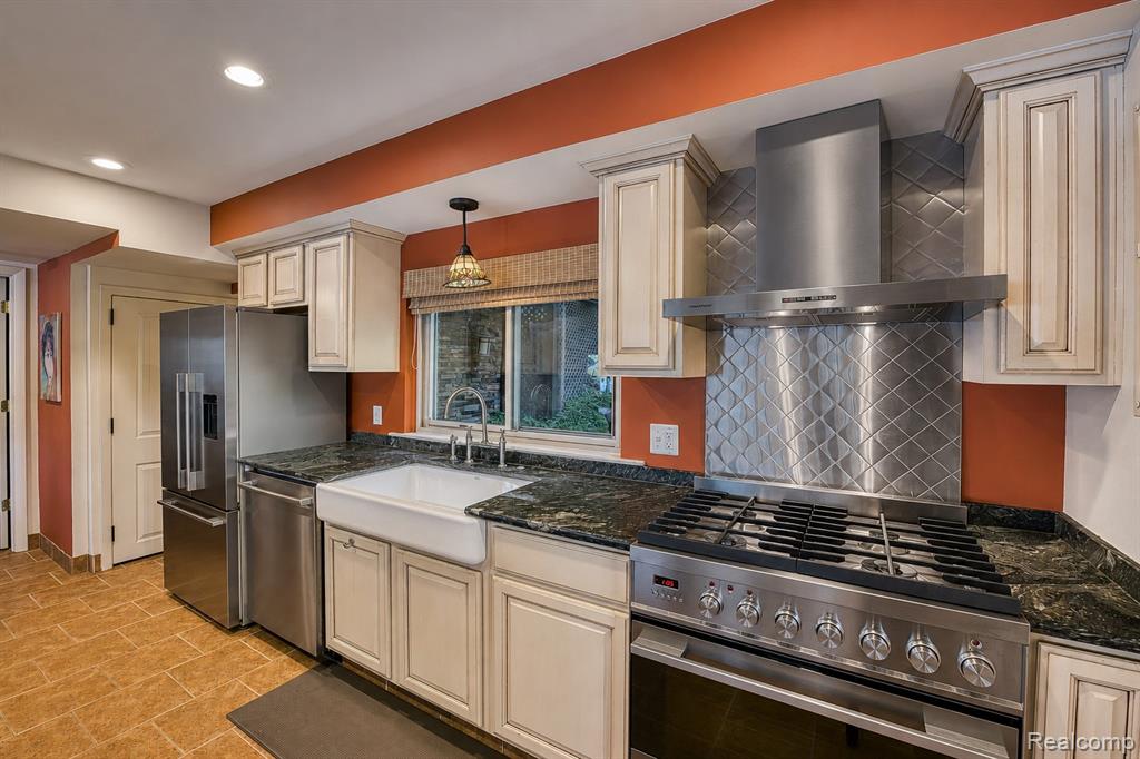 5940 Silver Birch Road, Ortonville, MI 48462 — Photo 6