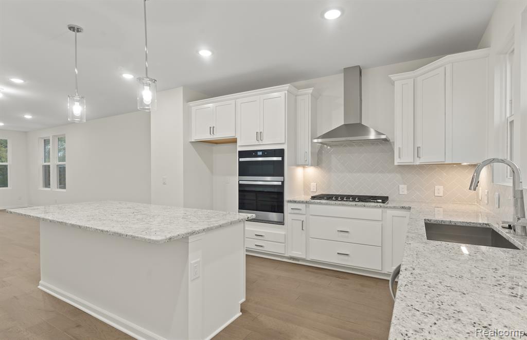 42846 Atwood Avenue, Novi, MI — Photo 18