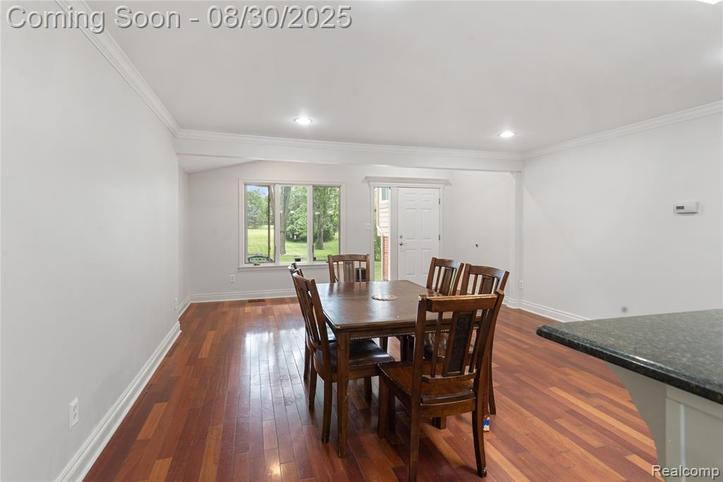 6600 Westphalia, West Bloomfield, MI 48324 — Photo 7