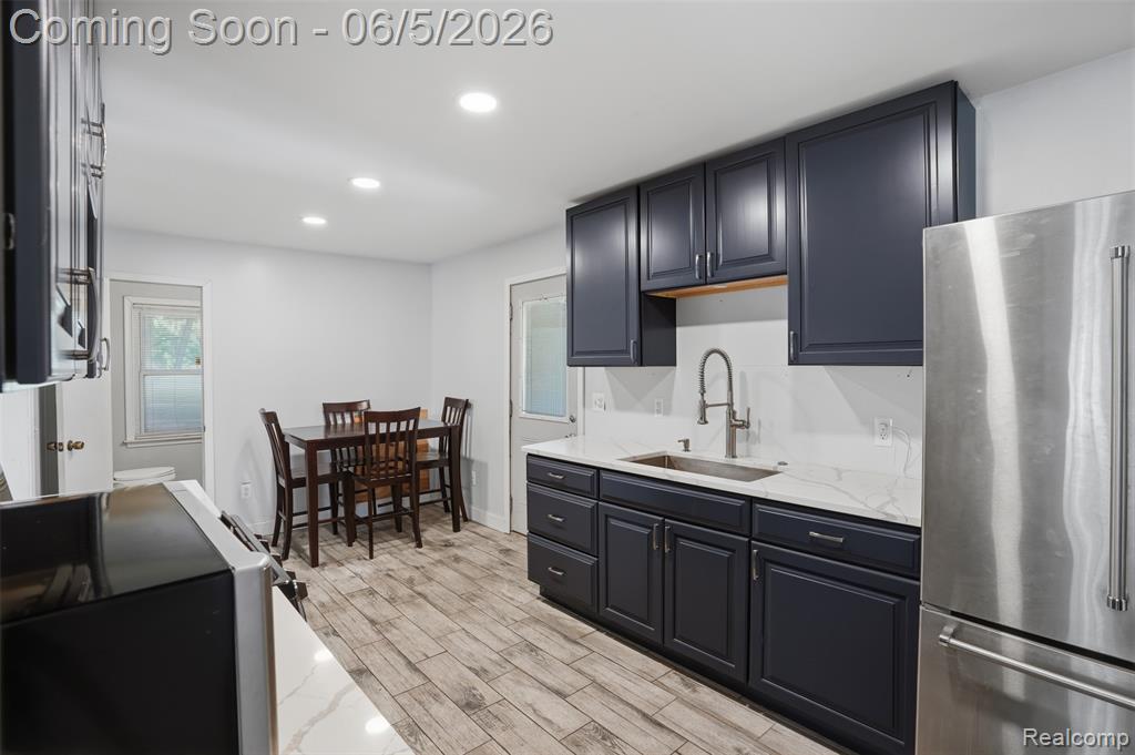 7085 Colony Drive, West Bloomfield, MI 48323 — Photo 11