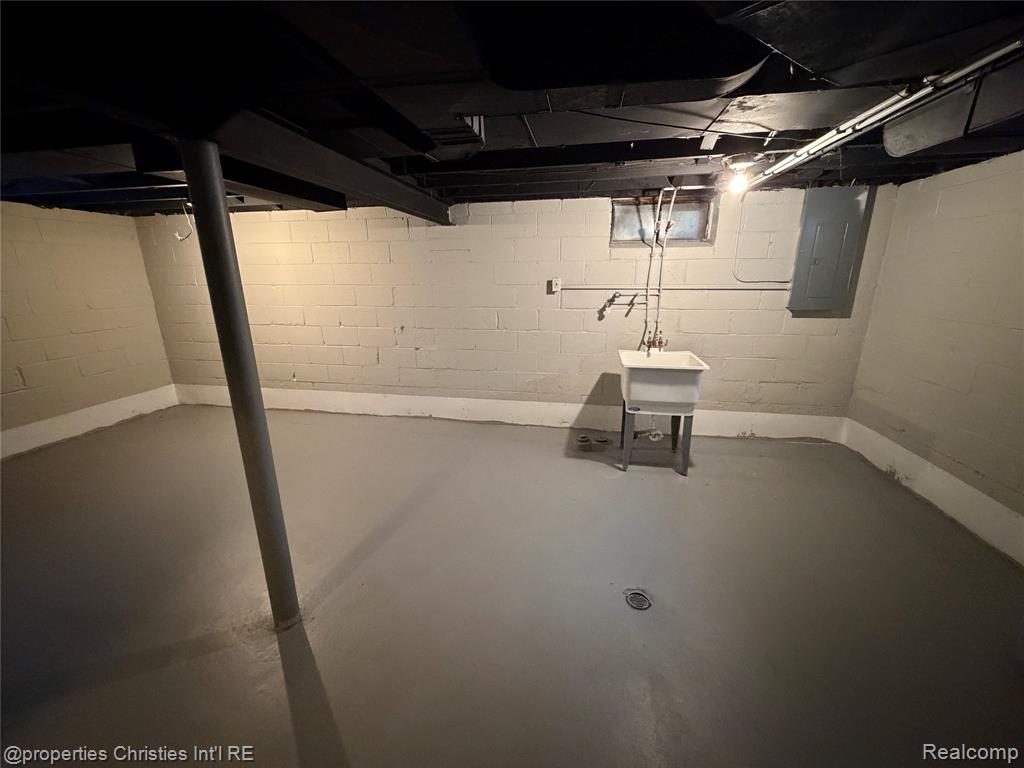 4645 Courville Street, Detroit, MI 48224 — Photo 15