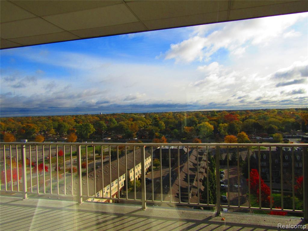 15801 Providence Drive, 10C, Southfield, MI 48075 — Photo 24