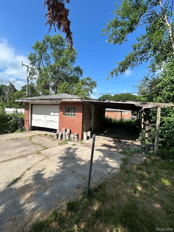 7675 Greenview Avenue, Detroit, MI 48228 — Photo 5