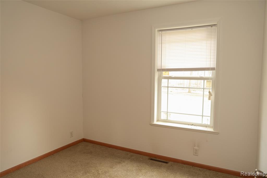 2755 Curtis Road, Leonard, MI 48367 — Photo 49