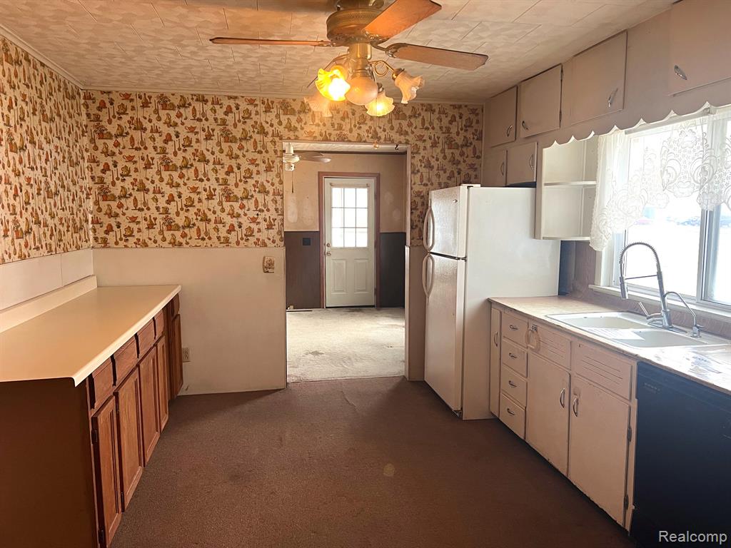 539 N Main Street, Perry, MI 48872 — Photo 6