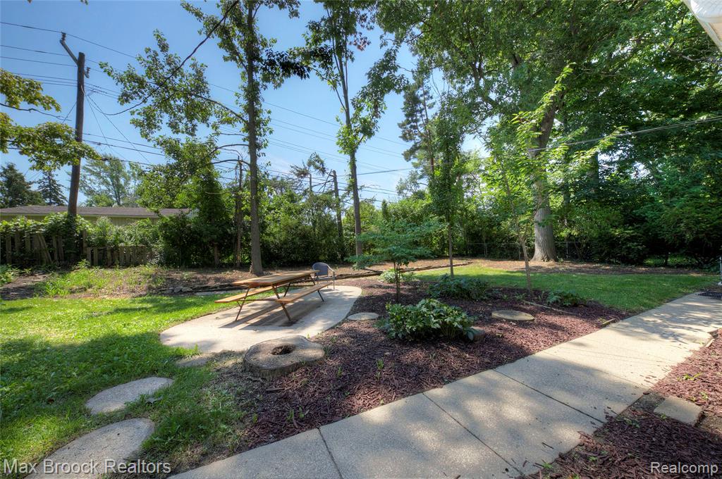 1827 Coronada Street, Ann Arbor, MI 48103 — Photo 66
