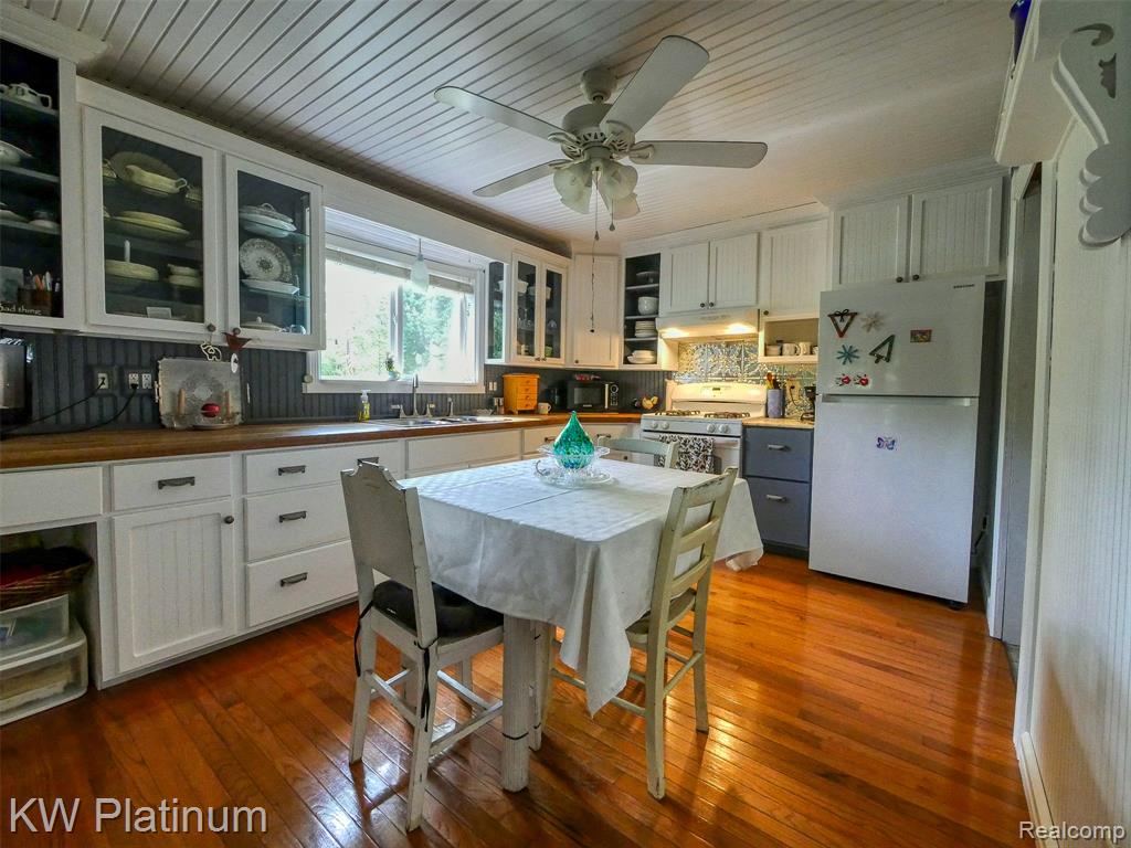 6636 Broadbridge Road, Cottrellville, MI — Photo 23
