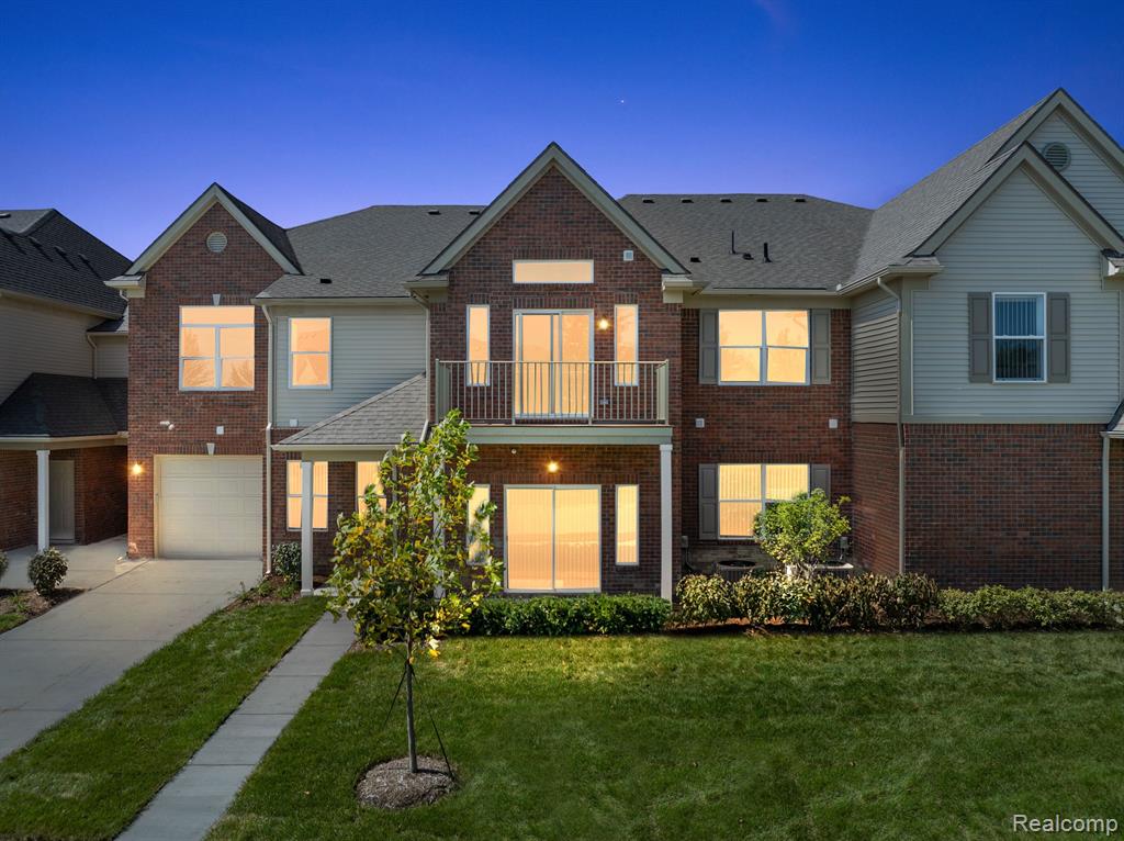 8298 Heywood Circle, Sterling Heights, MI 48312 — front exterior