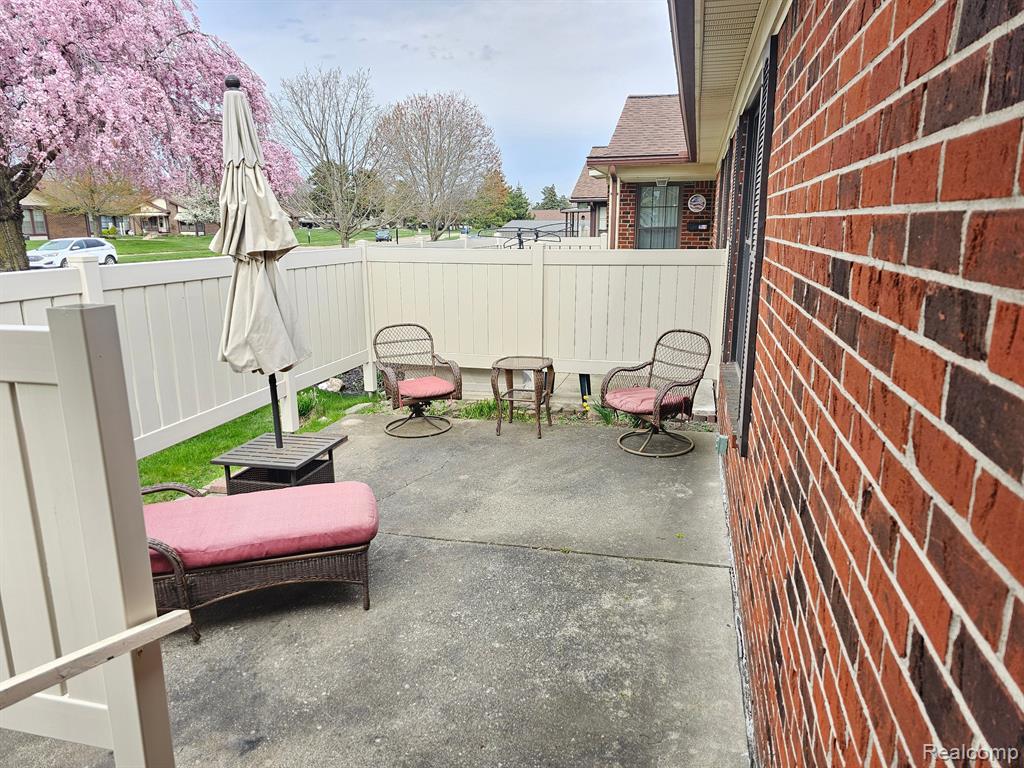 40703 Newport Dr, 249, Plymouth, MI 48170 — Photo 33