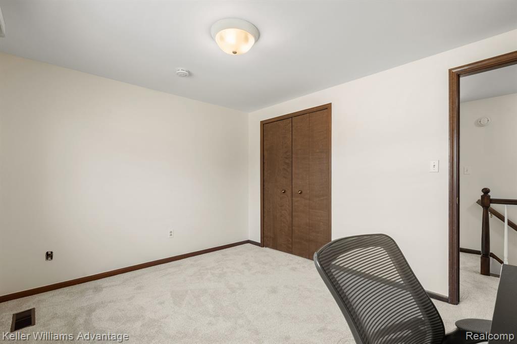 45766 PURCELL Drive, Plymouth, MI 48170 — Photo 31