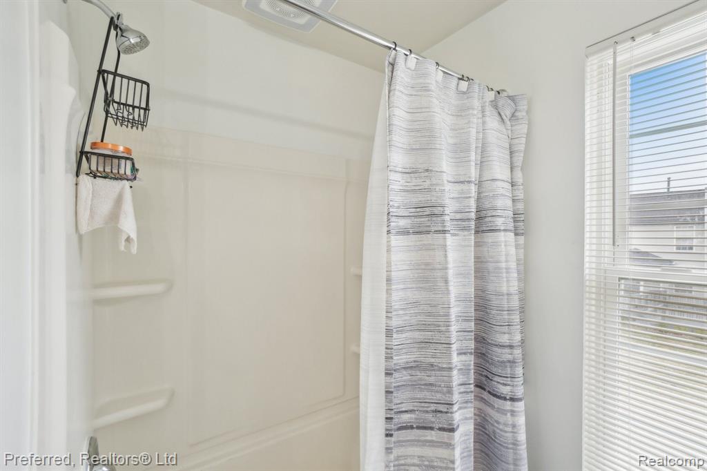 8045 Creek Bend Drive, Ypsilanti, MI 48197 — Photo 41
