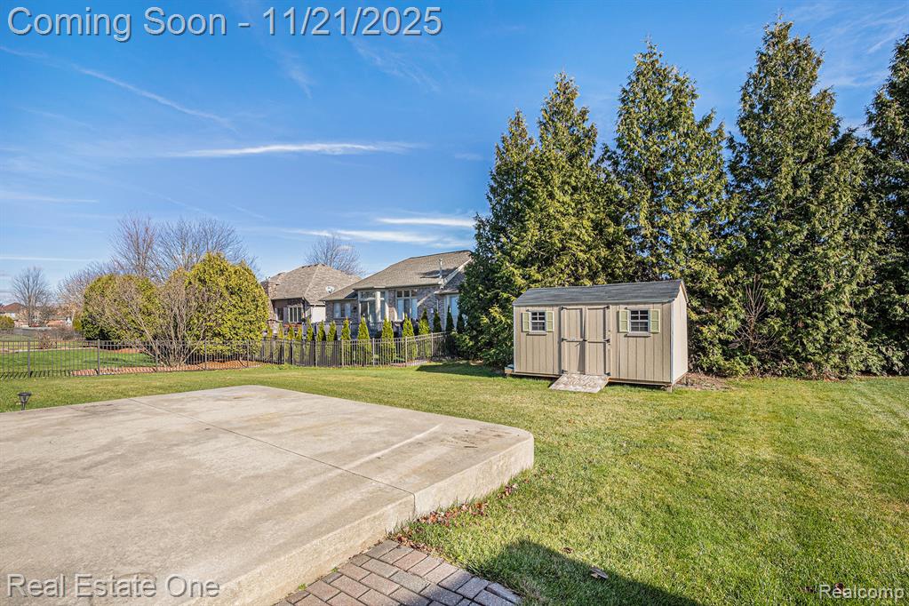 48082 Prestwyck Drive, Macomb, MI 48044 — Photo 35