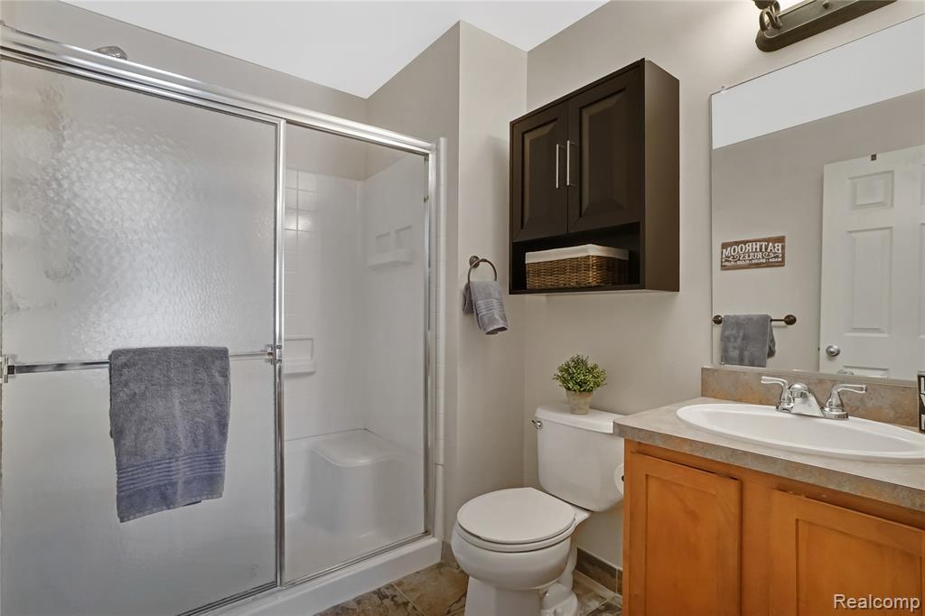 1096 Faulkner, Troy, MI 48083 — Photo 15