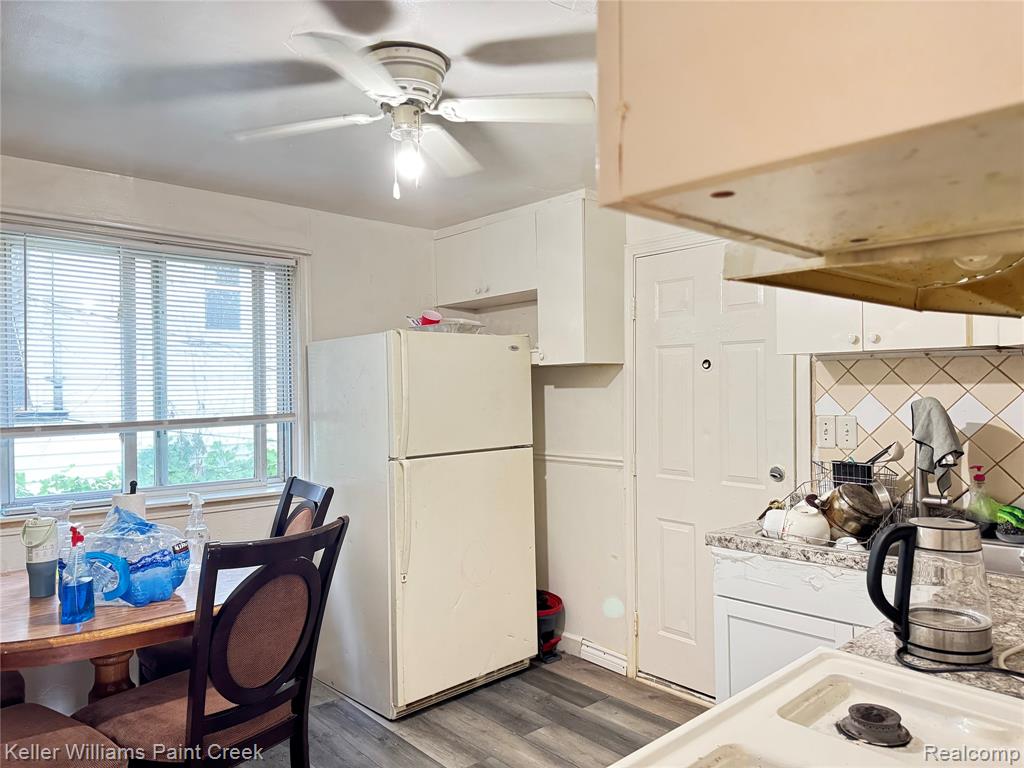 8105 CHAPP Avenue, Warren, MI 48089 — Photo 10