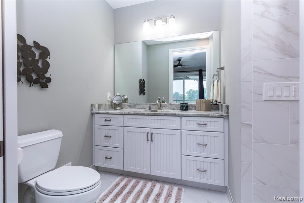 302 Tanview Drive, Oxford, MI, 48371