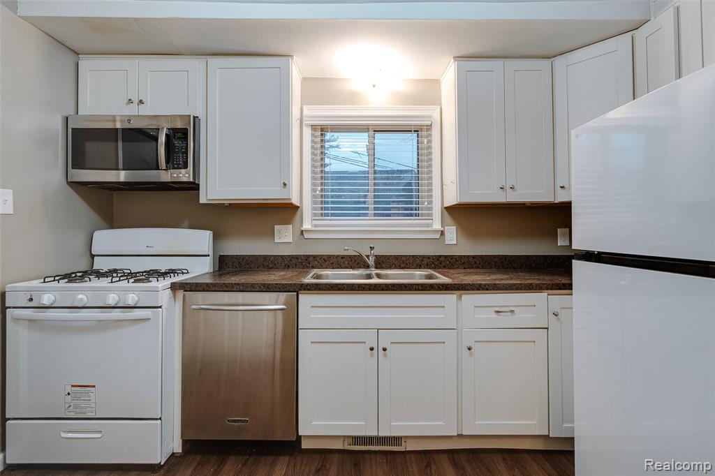 15477 WINSTON, Redford, MI 48239 — Photo 21