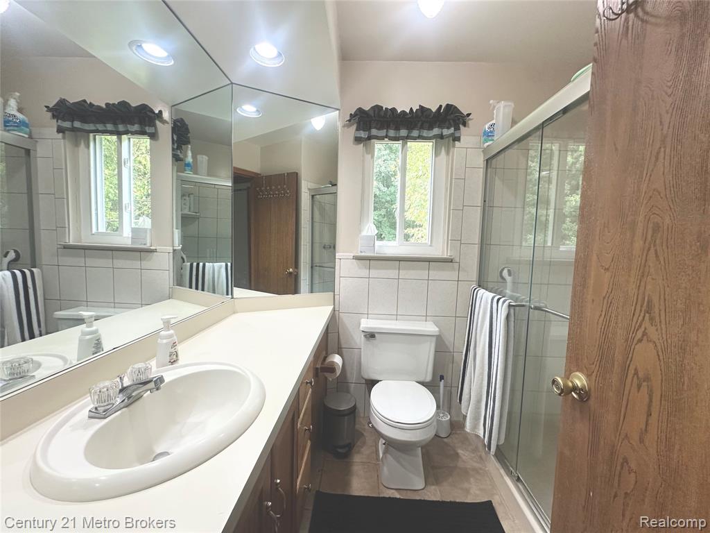 845 Hillsdale Lane, Ortonville, MI 48462 — Photo 25