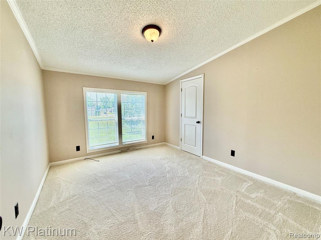 1201 Orchard Lane, Columbus, MI — Photo 19