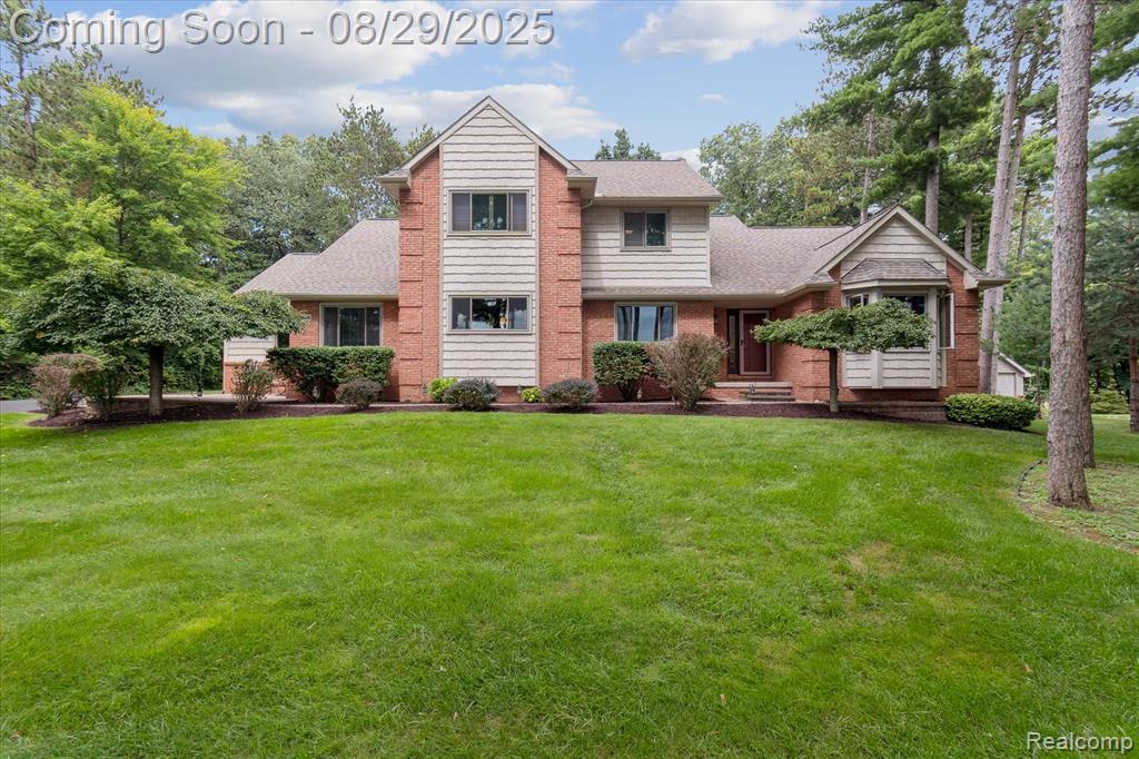 7856 N Kilkenny Drive, Brighton, MI 48116 — Photo 2
