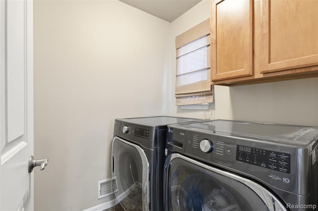 7767 W Branch Court, Ypsilanti, MI 48197 — Photo 26