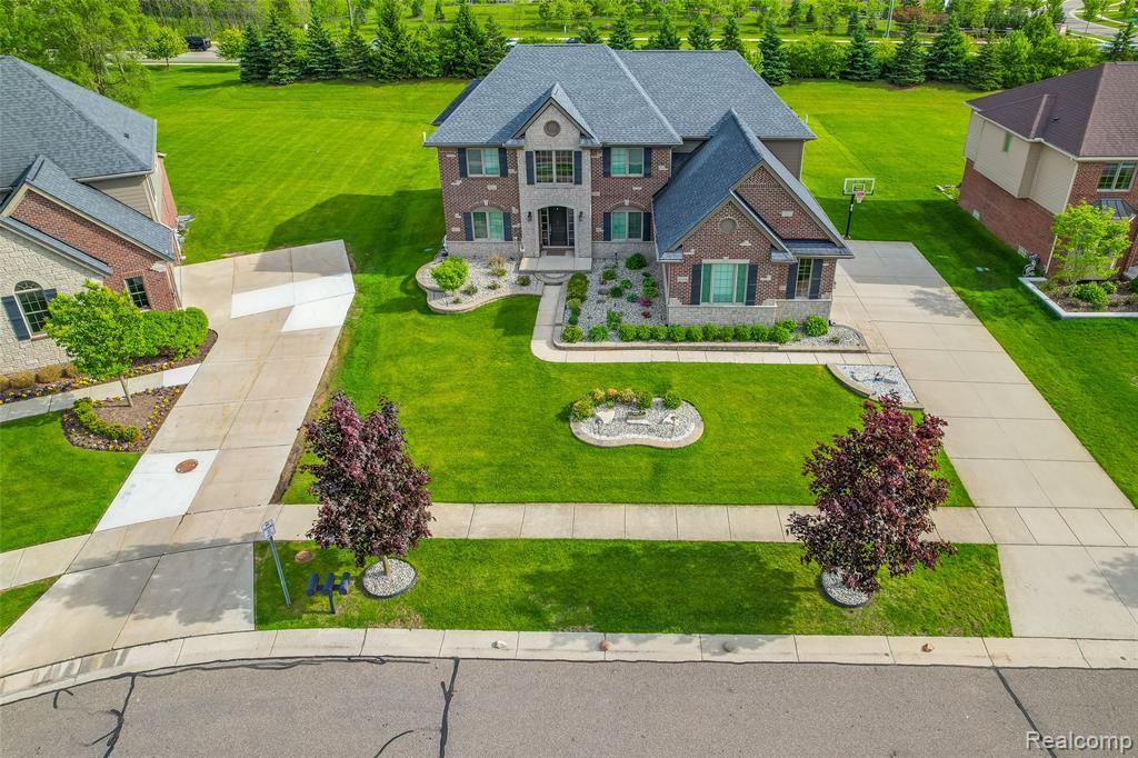 47576 VALENCIA Circle, Novi, MI — Photo 76
