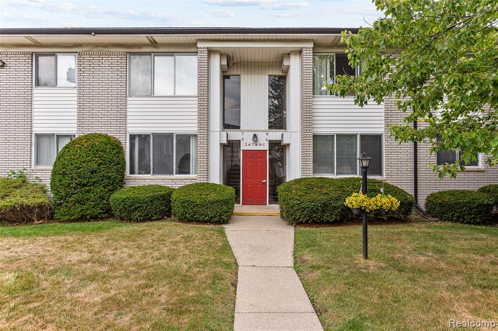 26780 Joy Road, Redford, MI 48239
