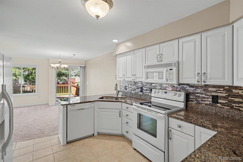 6076 Evergreen Lane, Grand Blanc, MI 48439 — Photo 5
