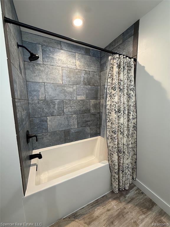 5049 Smokey Hollow Lane, Clarkston, MI 48348 — Photo 16