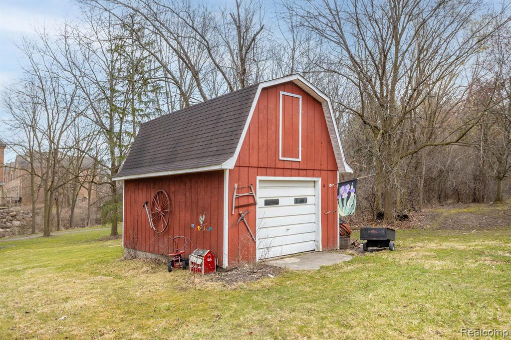40205 6 MILE Road, Northville, MI 48168 — Photo 13