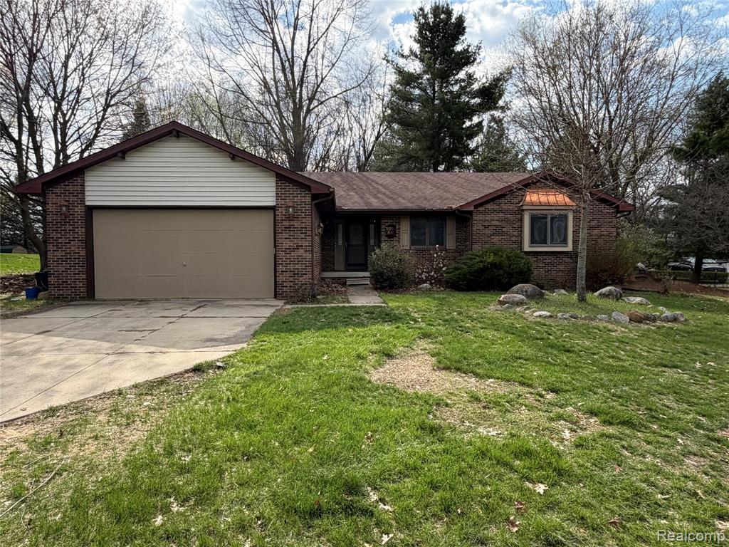 3828 Winding Pine Drive, Metamora, MI 48455