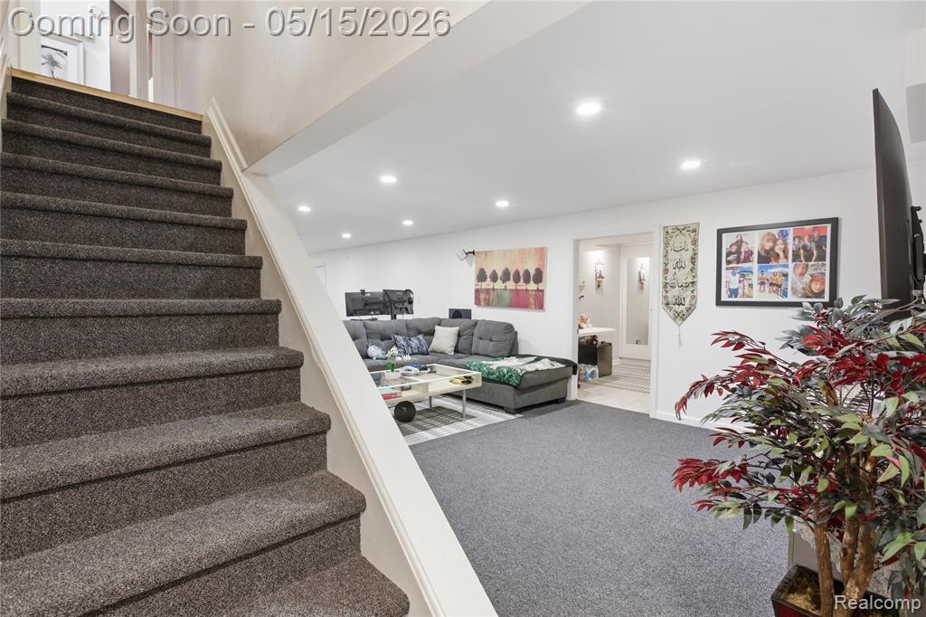 6432 Pinebrook Lane, Burton, MI 48509 — Photo 31